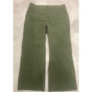 J.Crew men’s chino pants olive-green color code GR5954) in size 35 waist NWT